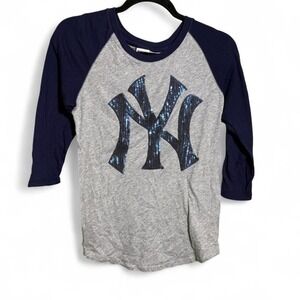 Victoria's Secret PINK grey New York Yankees baseball tee with logo Size S